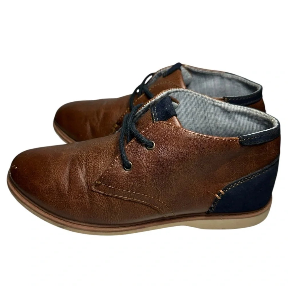 Max + Jake Size 5 Brown Navy Blue Faux Leather Damian Bennett Chukka Dress Boots